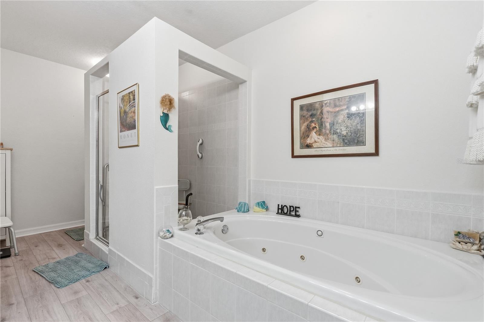 Image 39 of 64 For 545 Pinellas Bayway S 302