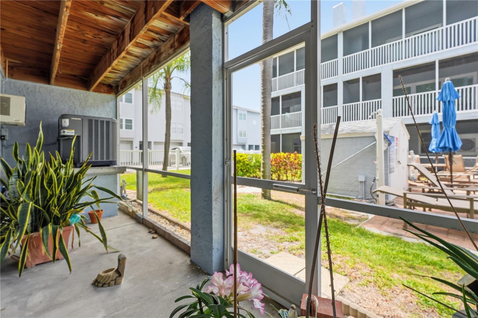 Image 45 of 64 For 545 Pinellas Bayway S 302