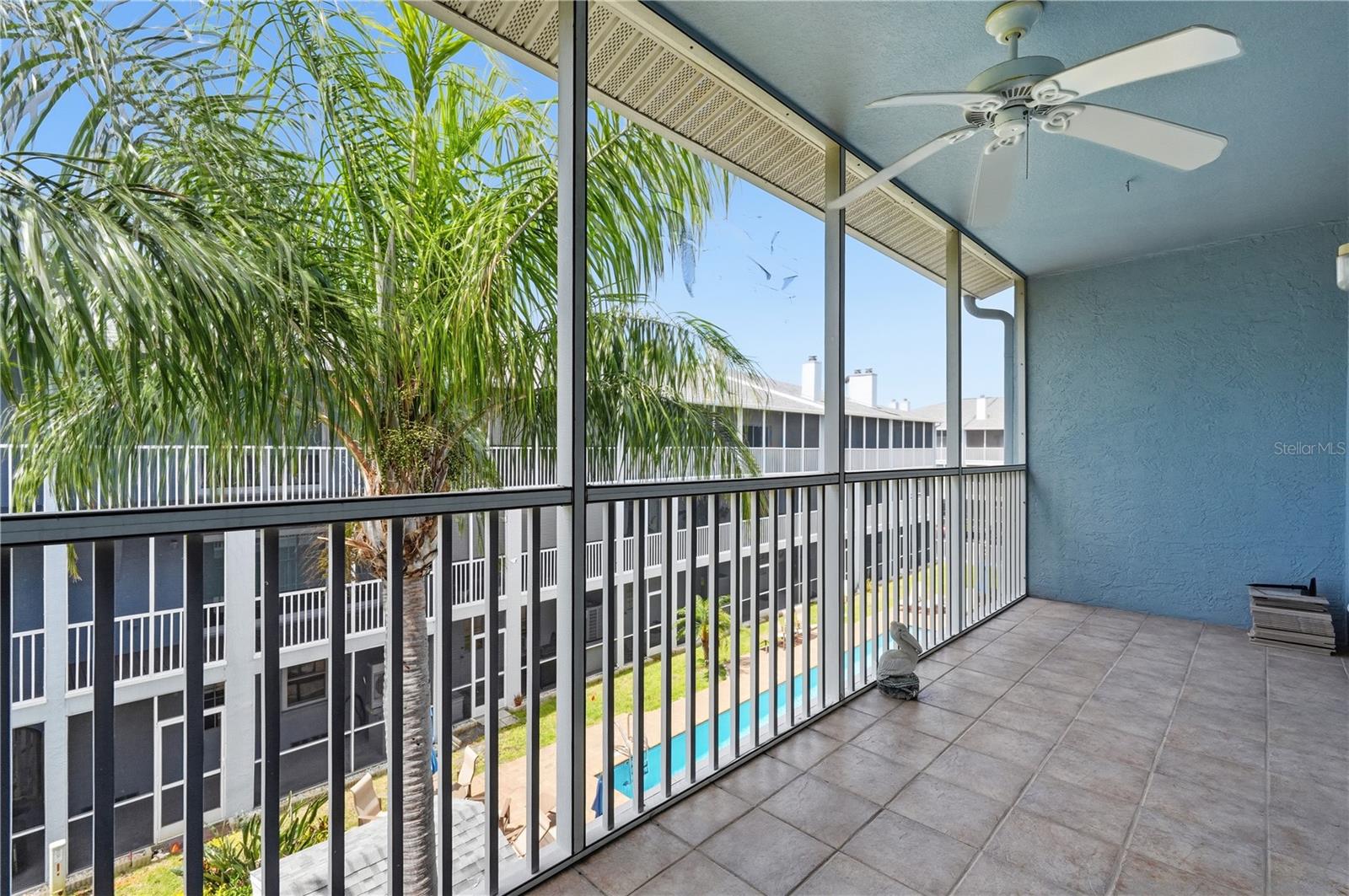 Image 49 of 64 For 545 Pinellas Bayway S 302