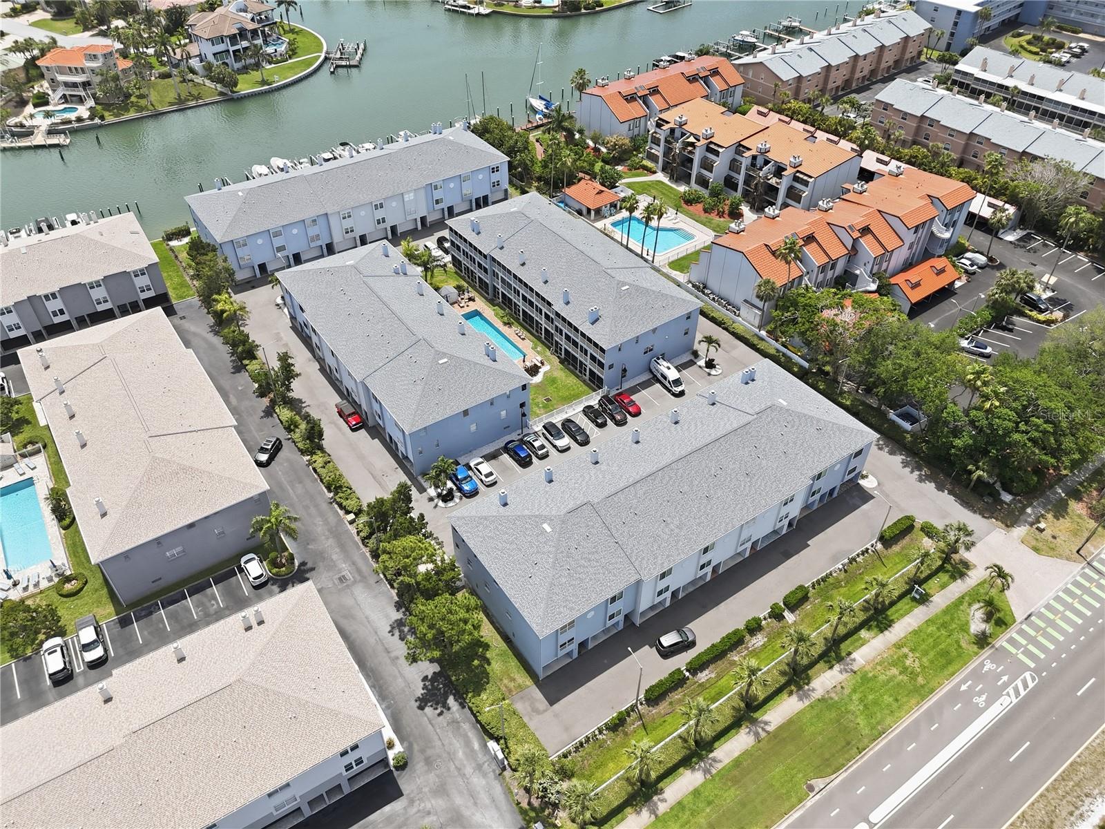 Image 57 of 64 For 545 Pinellas Bayway S 302