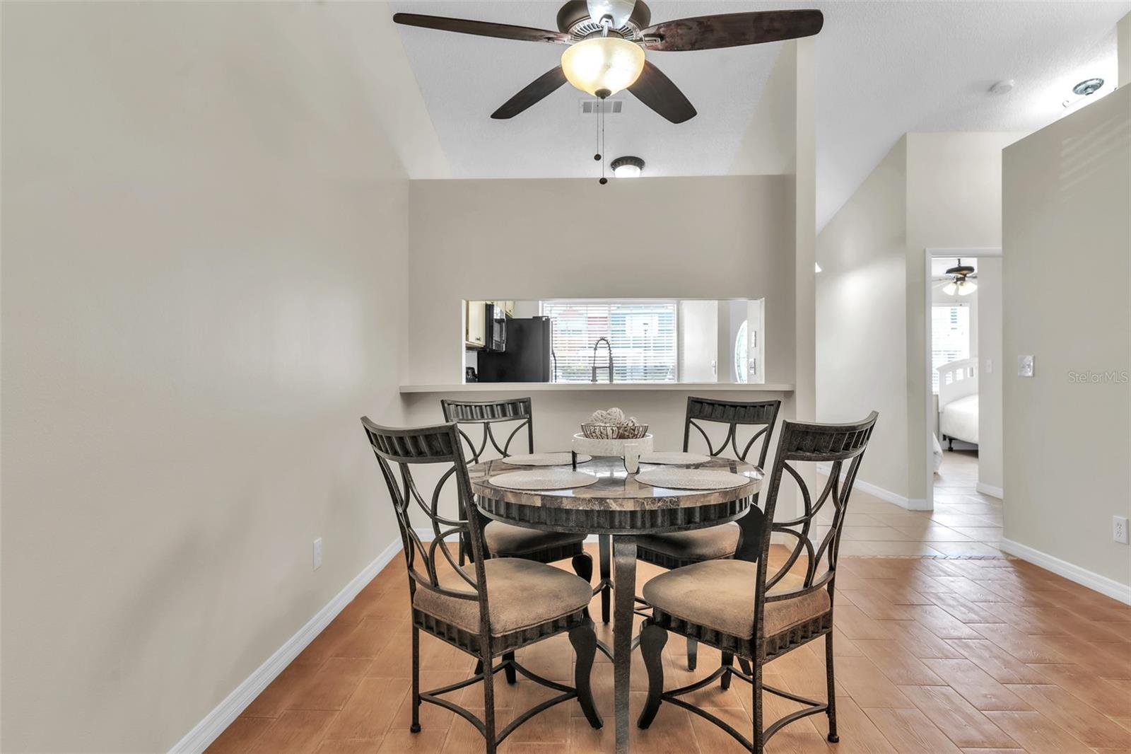 Image 15 of 45 For 890 Jackson Court