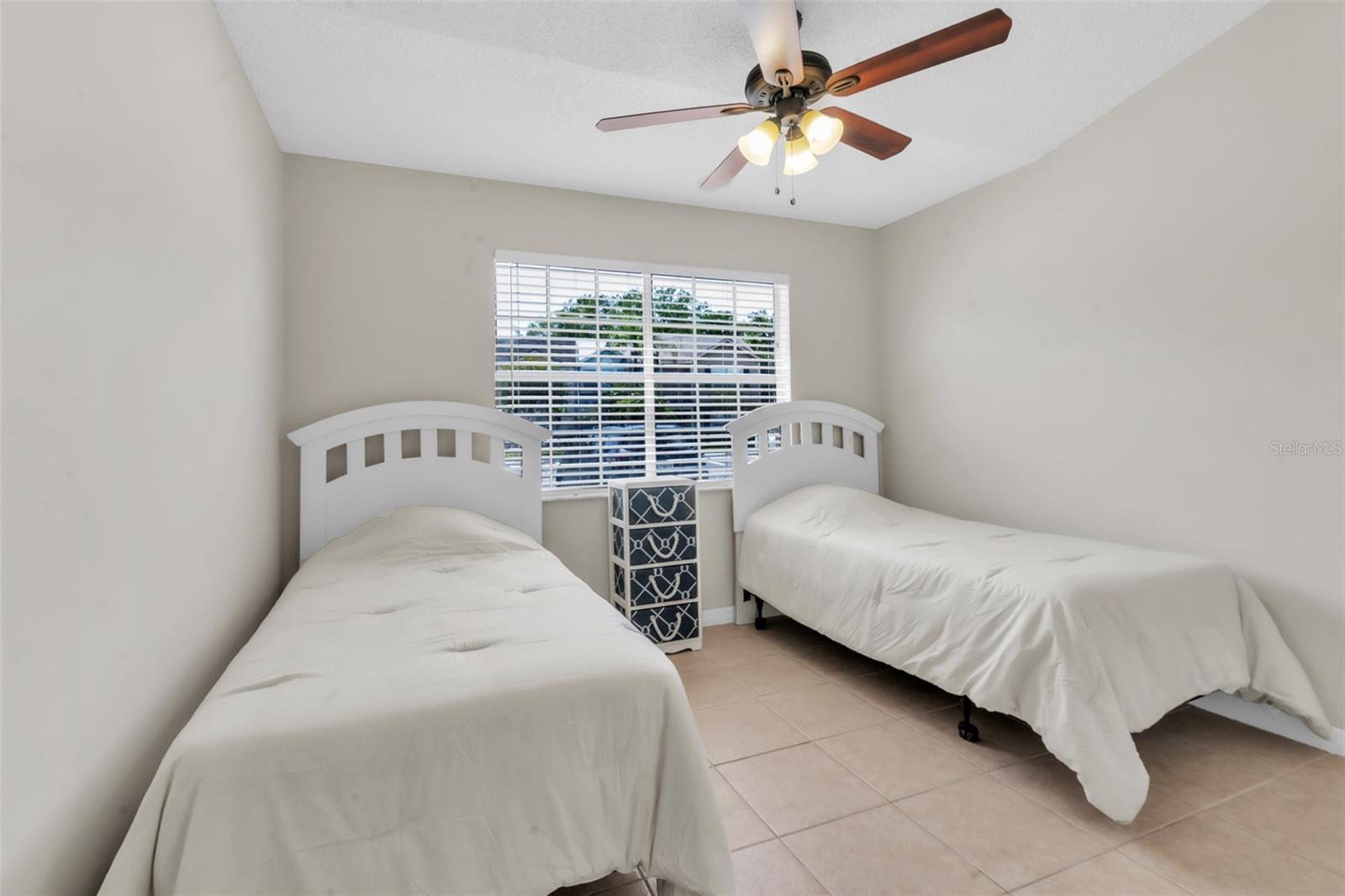 Image 22 of 45 For 890 Jackson Court