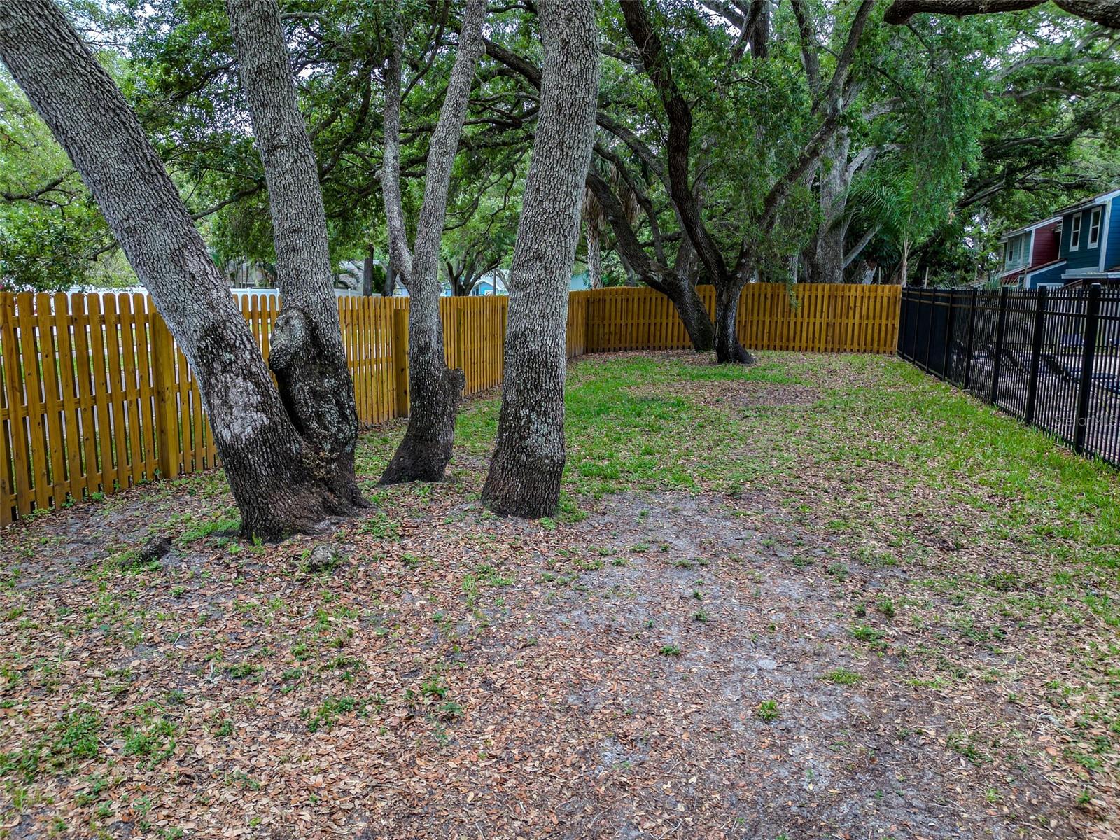 Image 41 of 45 For 890 Jackson Court
