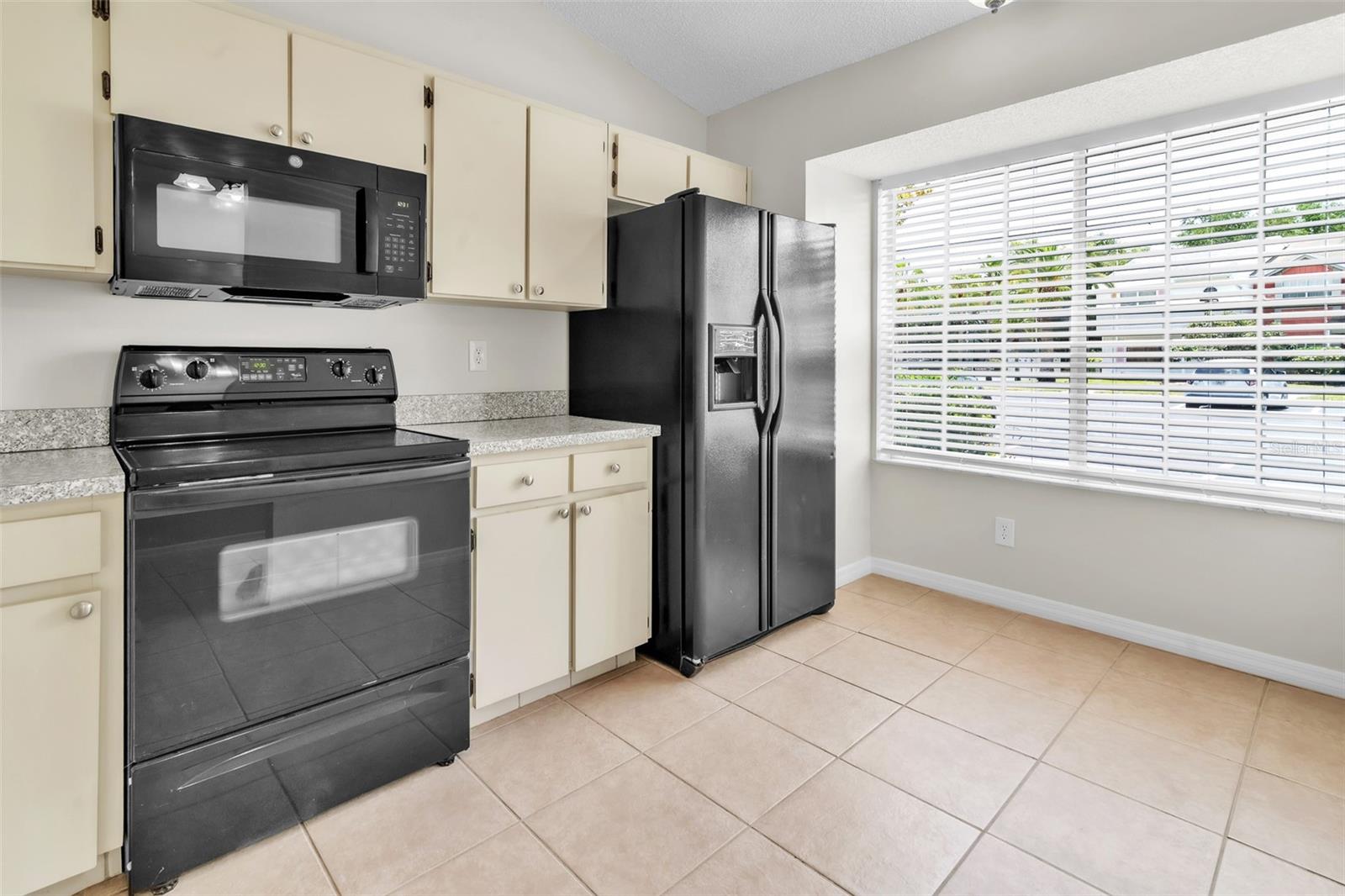 Image 5 of 45 For 890 Jackson Court