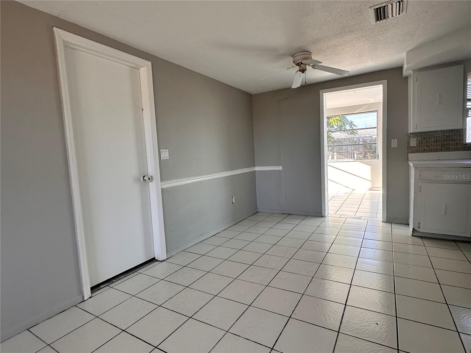 Image 14 of 22 For 3215 Bright Drive