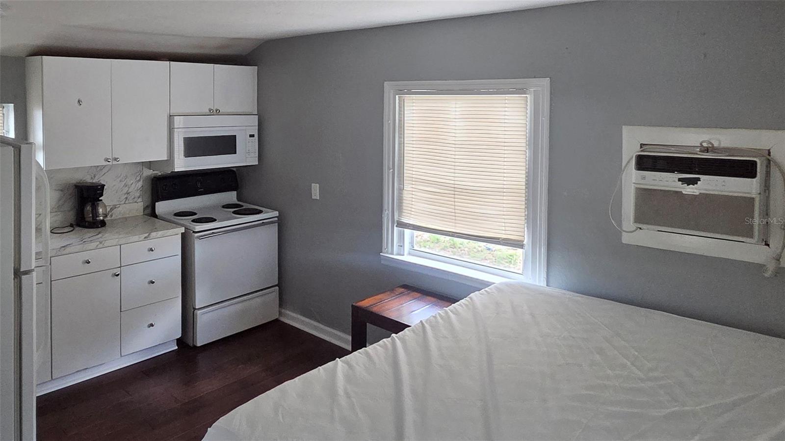 Image 7 of 11 For 5475 42nd Street N 1