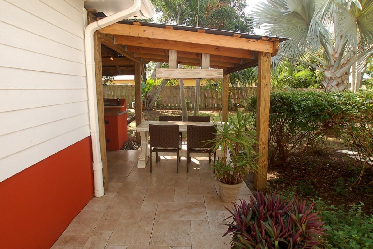 Image 41 of 63 For 468 Limewood Avenue