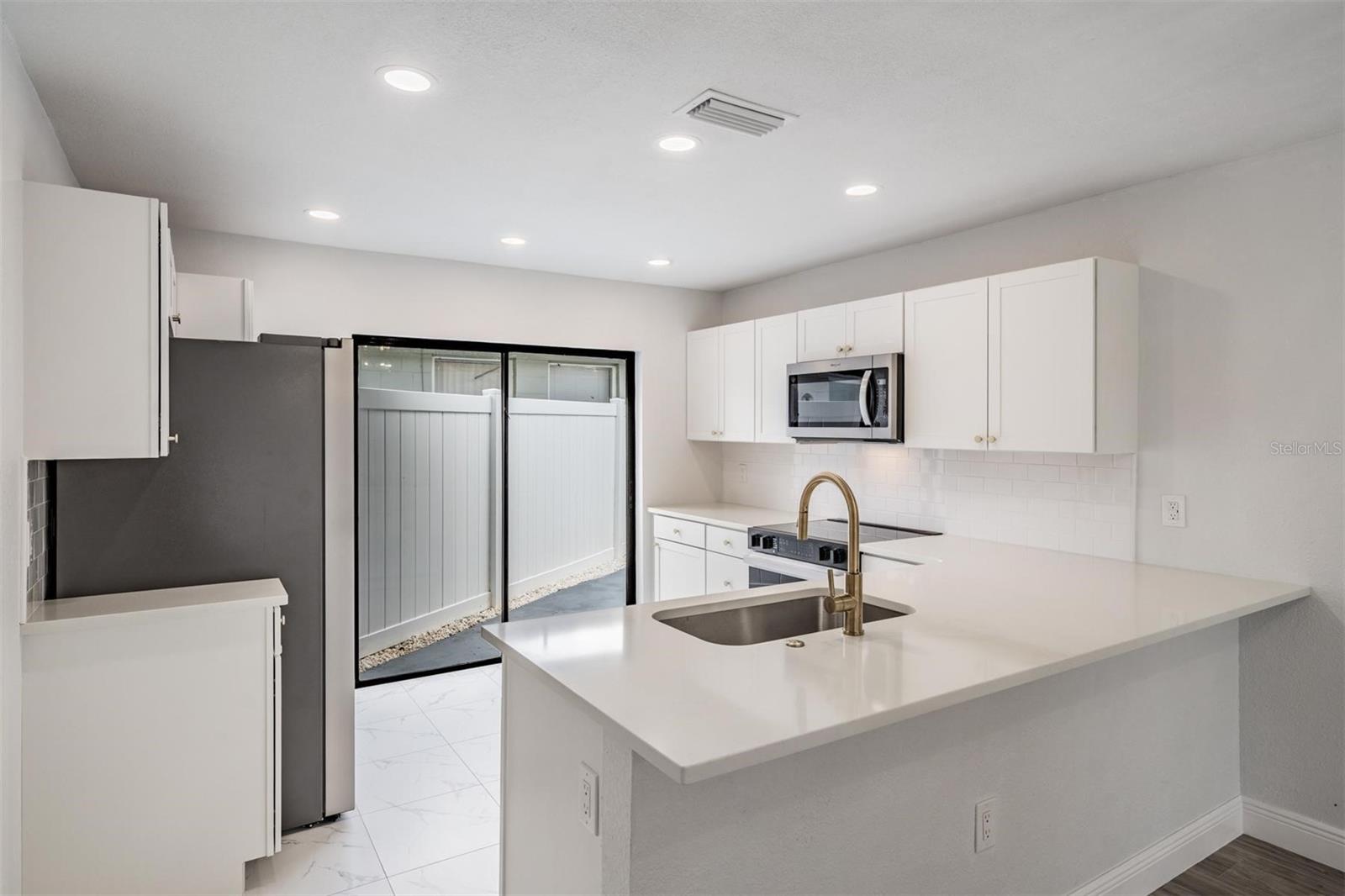 Image 17 of 56 For 11005 Underwood Place