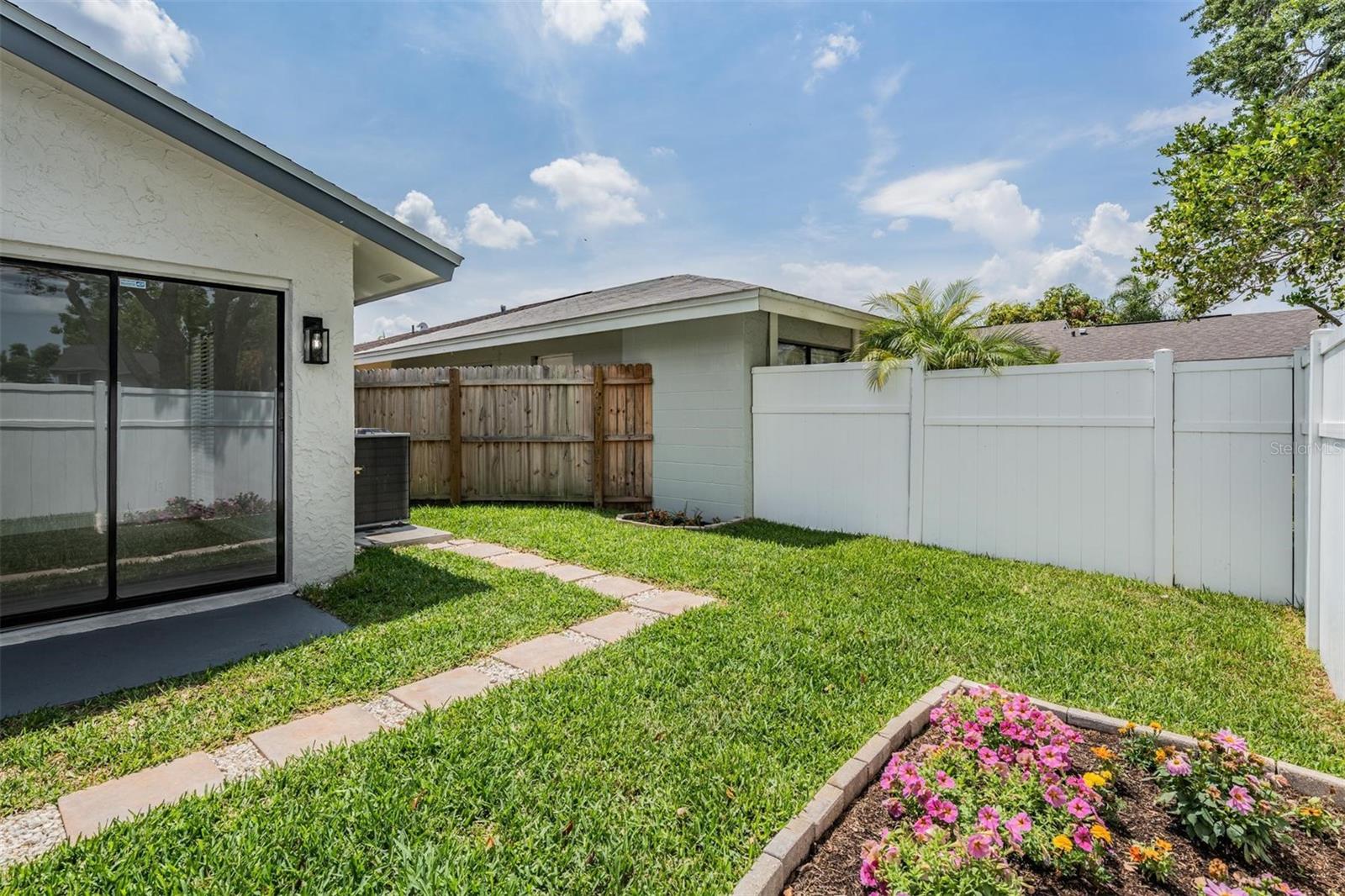 Image 37 of 56 For 11005 Underwood Place