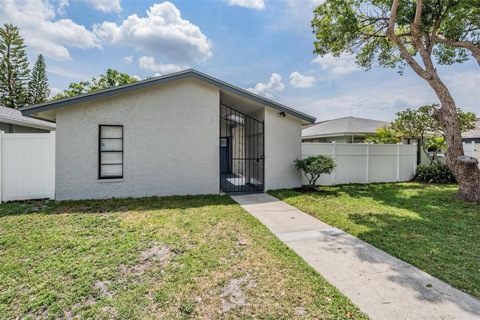 Image 39 of 56 For 11005 Underwood Place