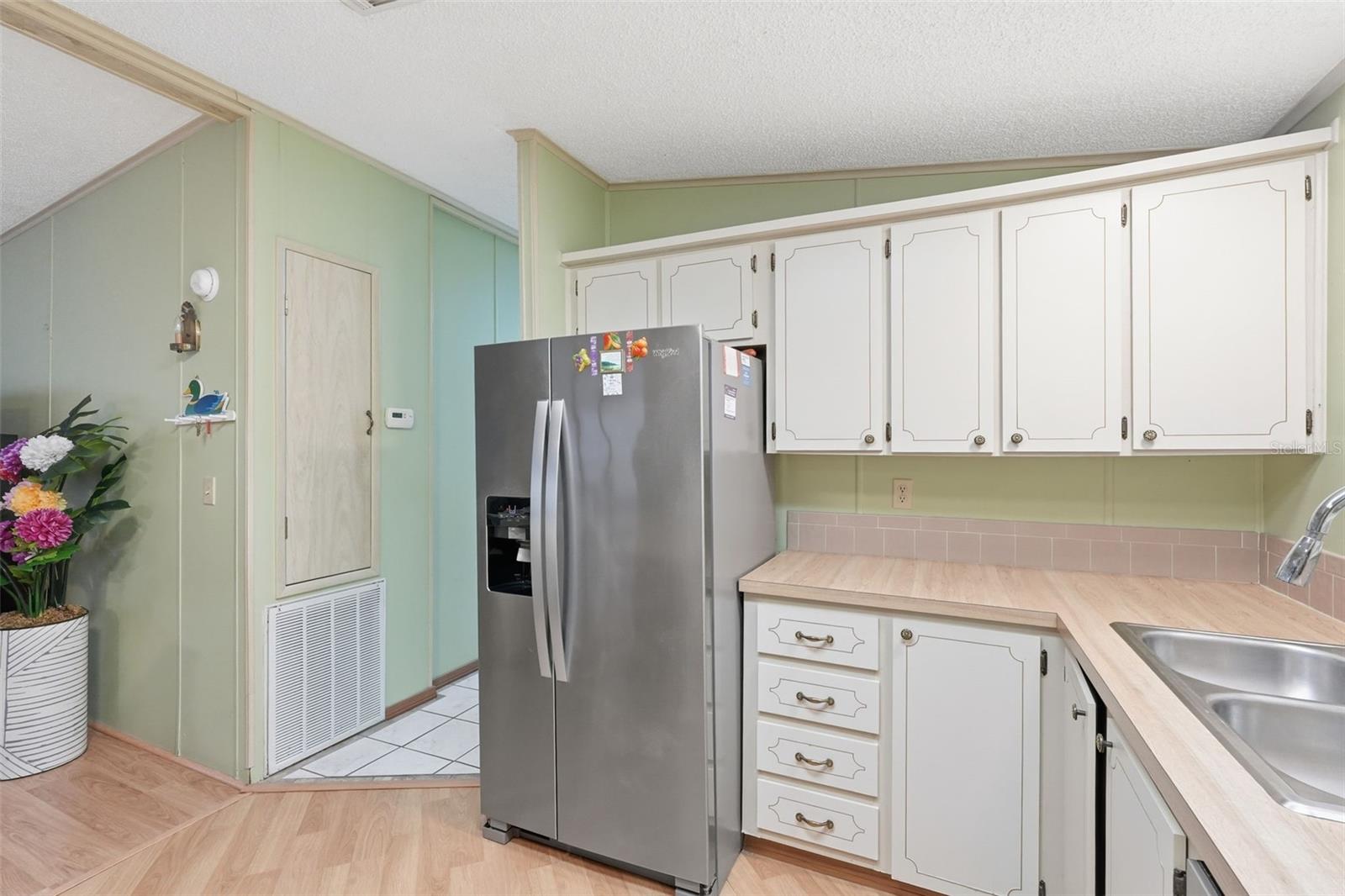 Image 10 of 45 For 5027 Forest Crest Drive