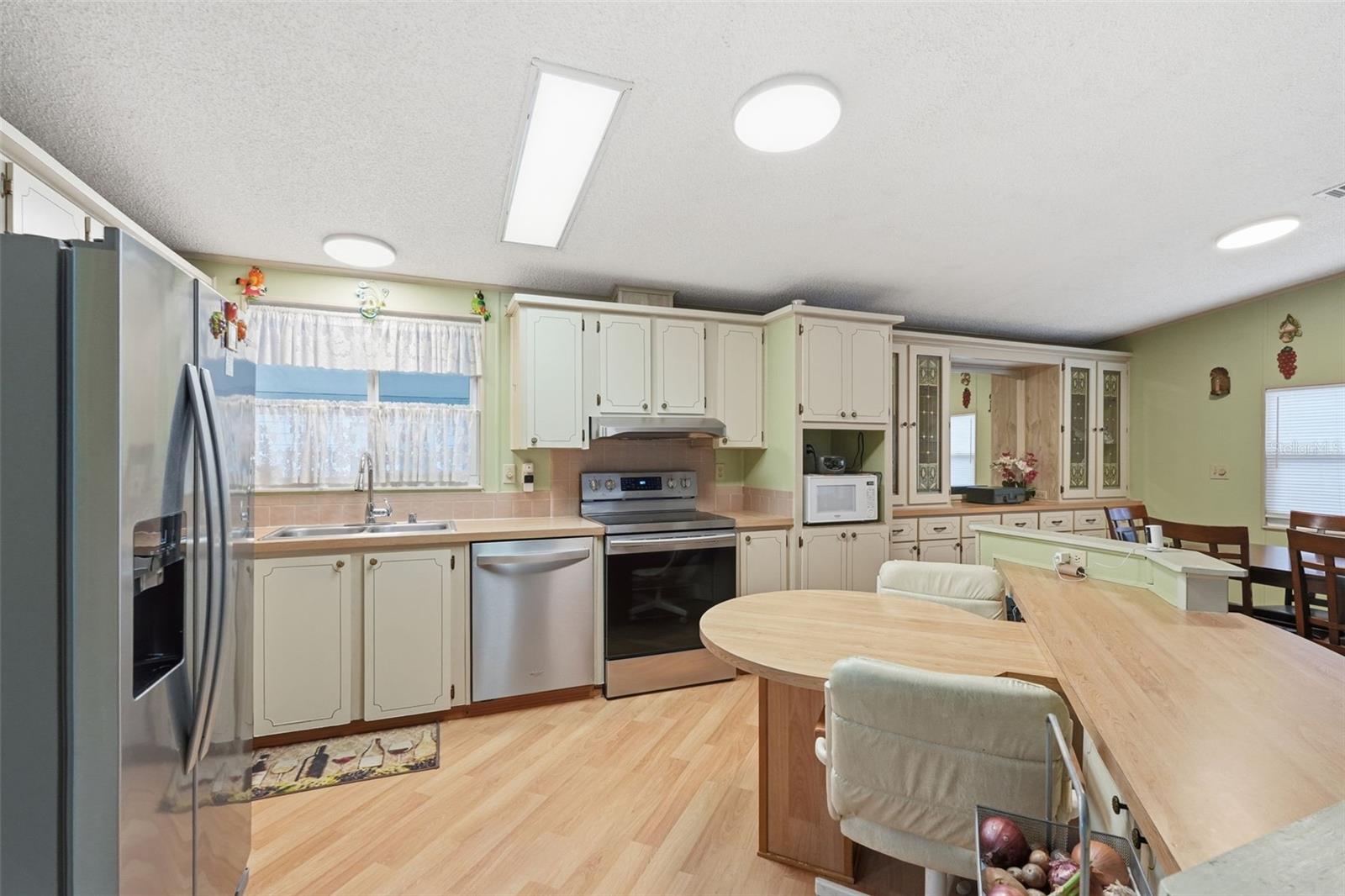 Image 14 of 45 For 5027 Forest Crest Drive