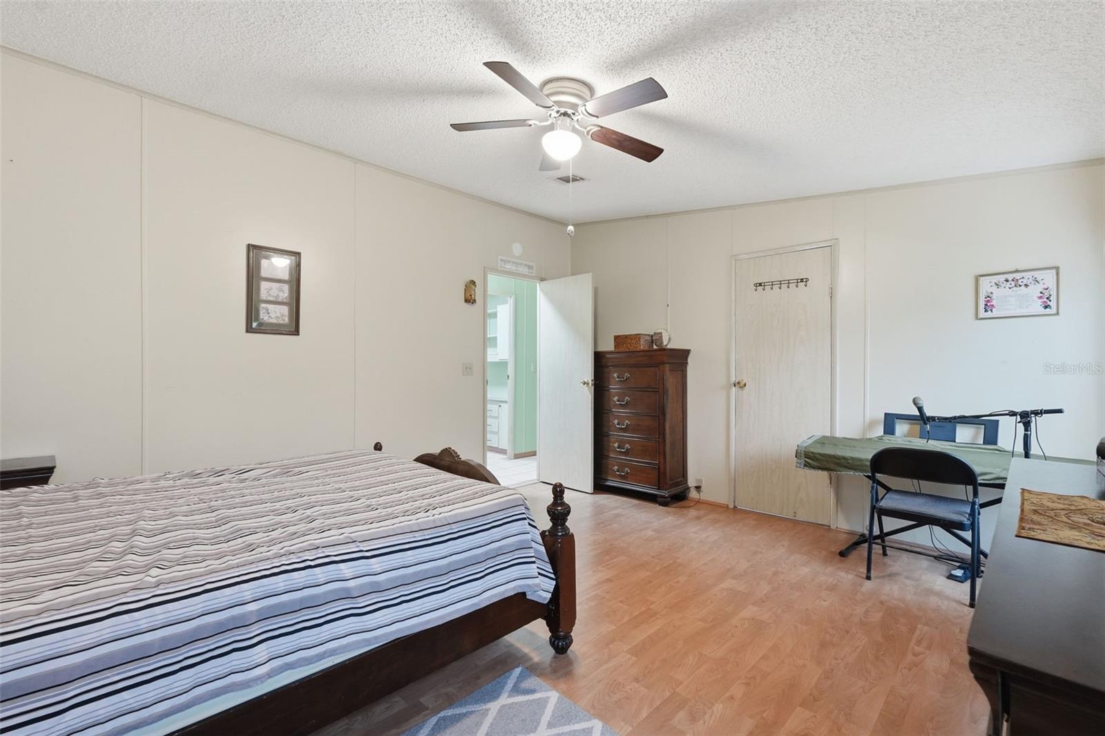 Image 16 of 45 For 5027 Forest Crest Drive