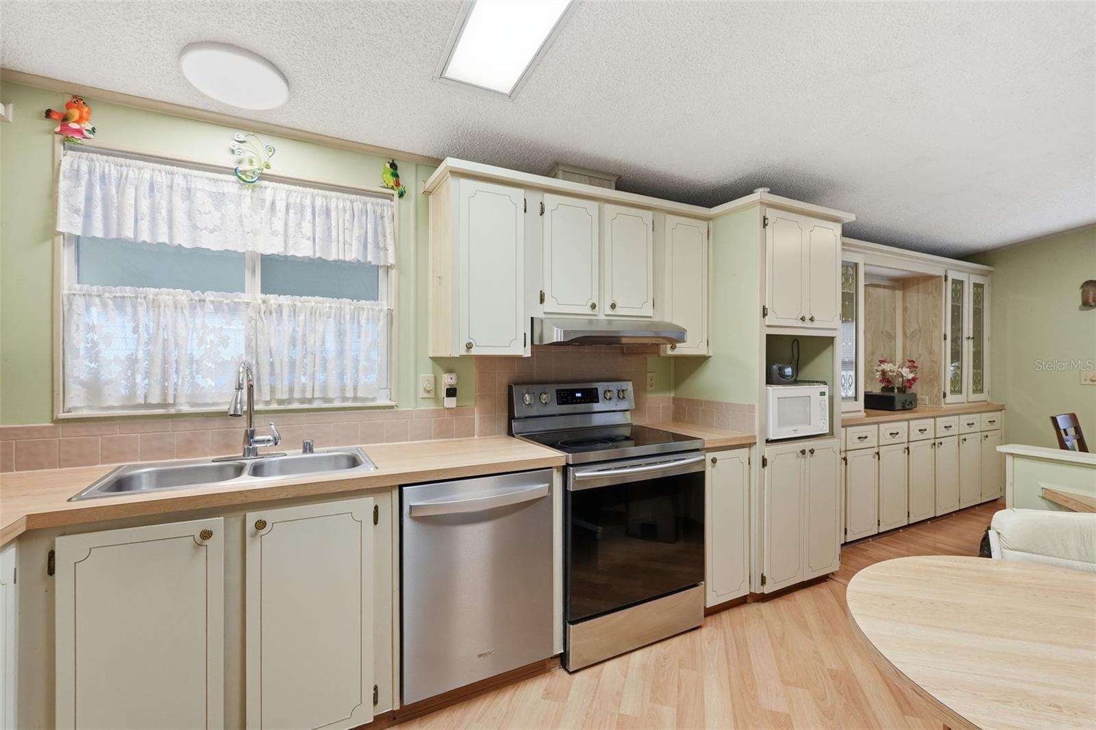 Image 9 of 45 For 5027 Forest Crest Drive