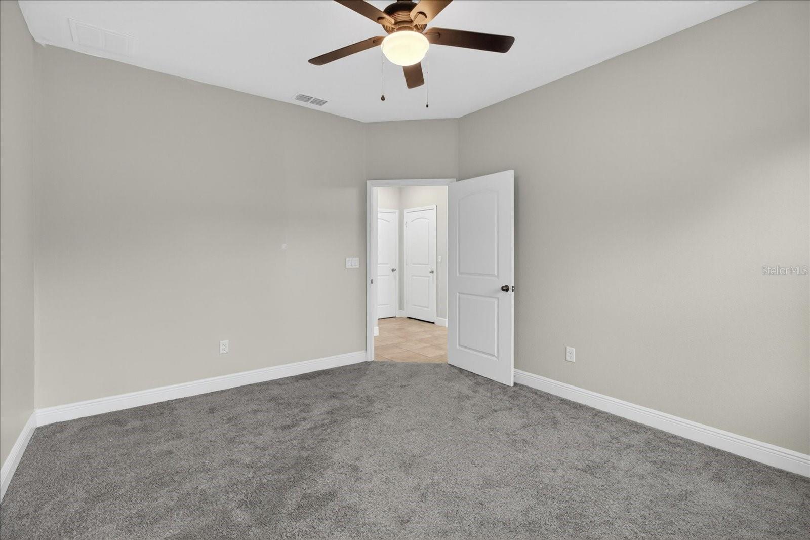 Image 31 of 96 For 1389 Heritage Landings Drive