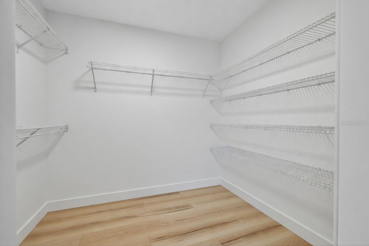 Image 30 of 61 For 652 10th Avenue S