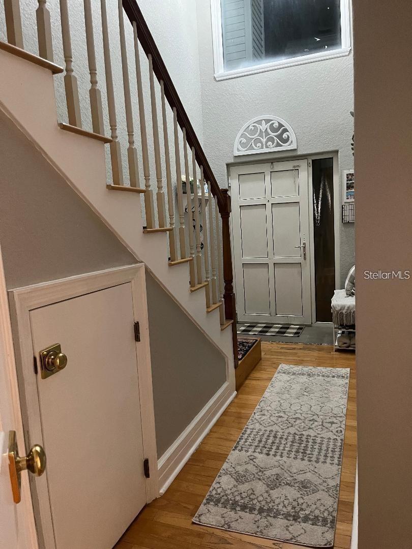 Image 8 of 20 For 9726 Tiffany Oaks Lane 9726