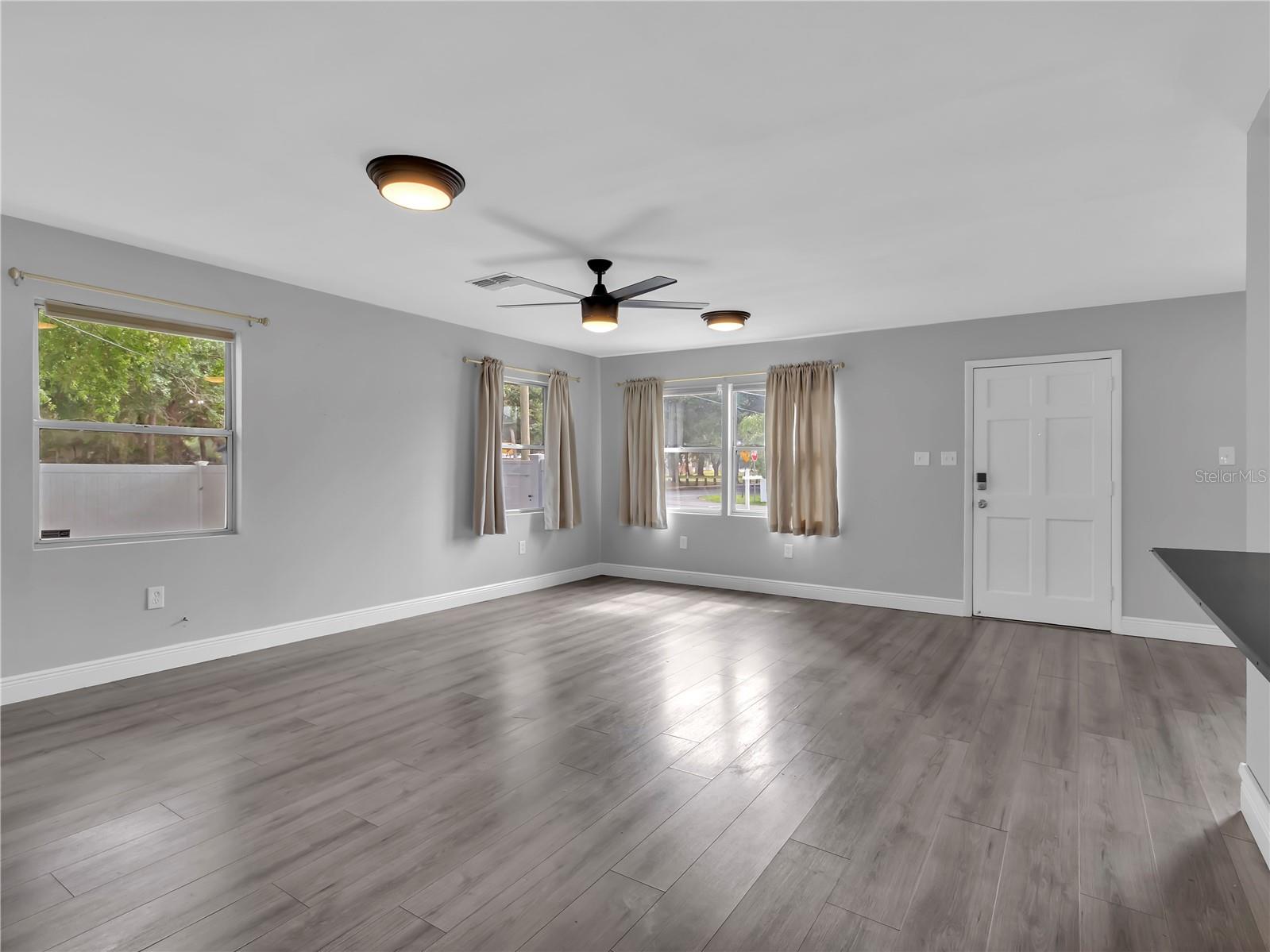 Image 11 of 43 For 6201 Theresa Street