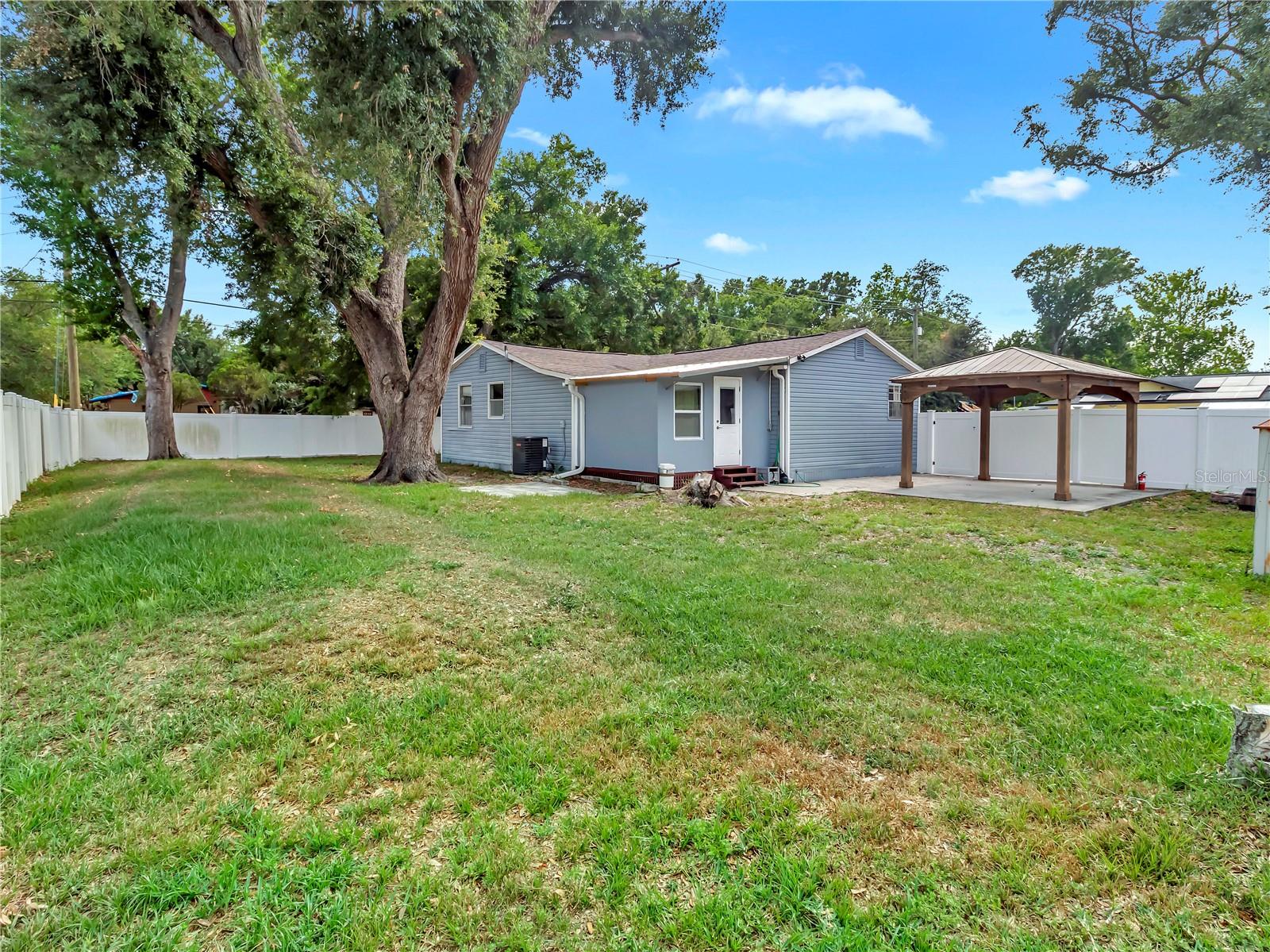 Image 36 of 43 For 6201 Theresa Street