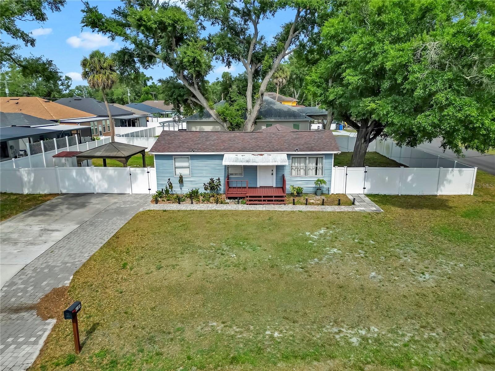 Image 4 of 43 For 6201 Theresa Street