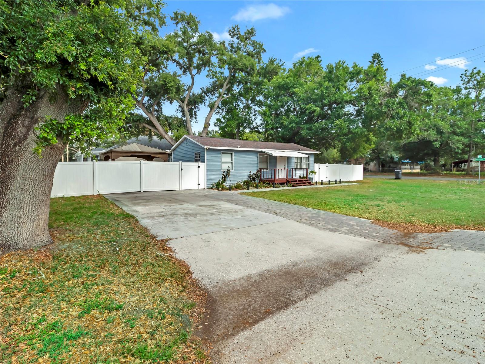 Image 6 of 43 For 6201 Theresa Street