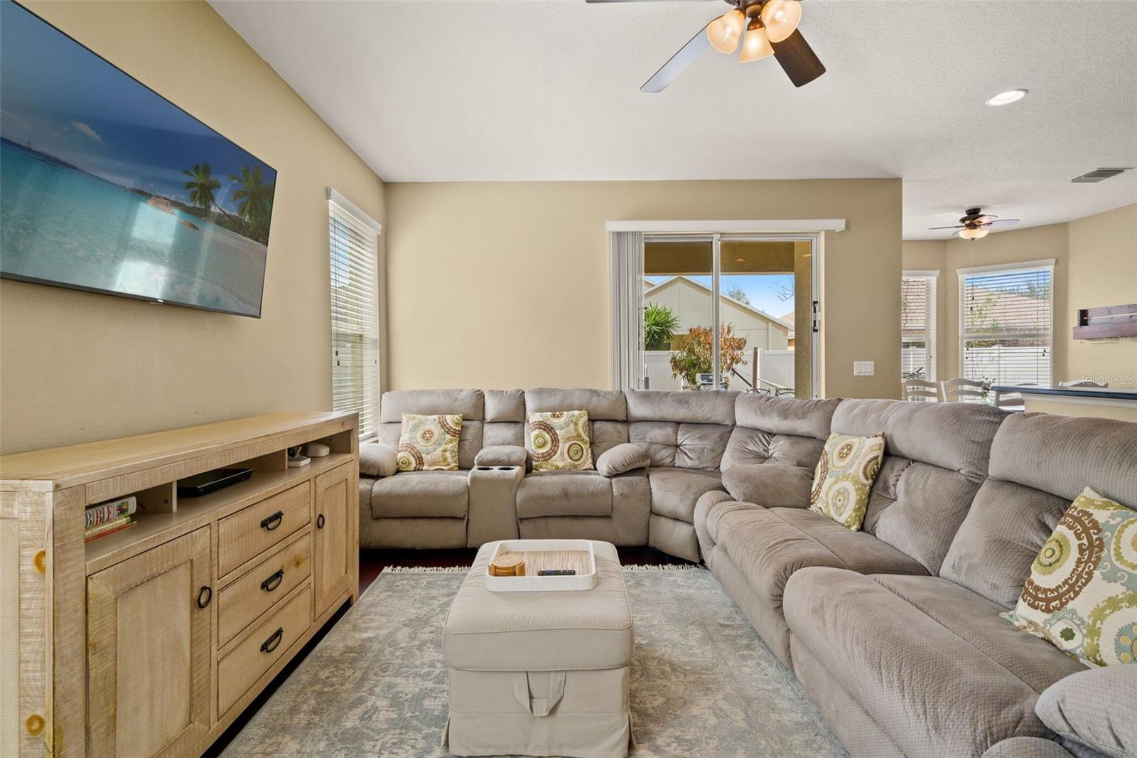 Image 18 of 53 For 7506 Forest Mere Drive
