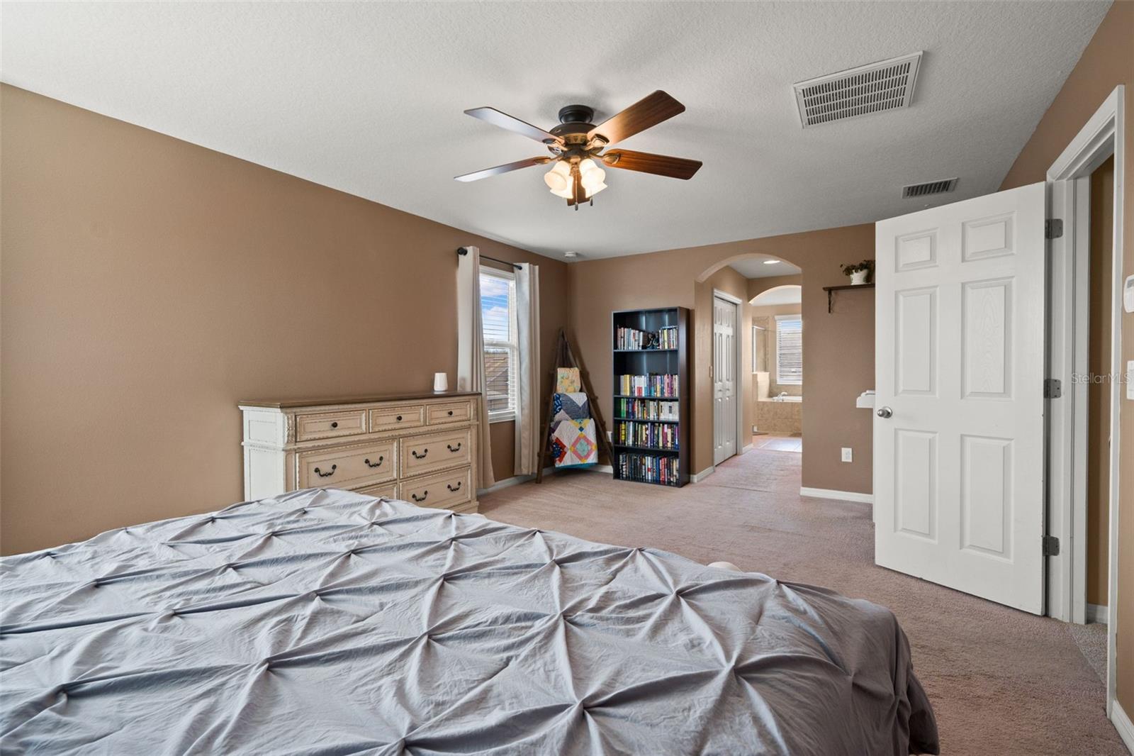 Image 19 of 53 For 7506 Forest Mere Drive