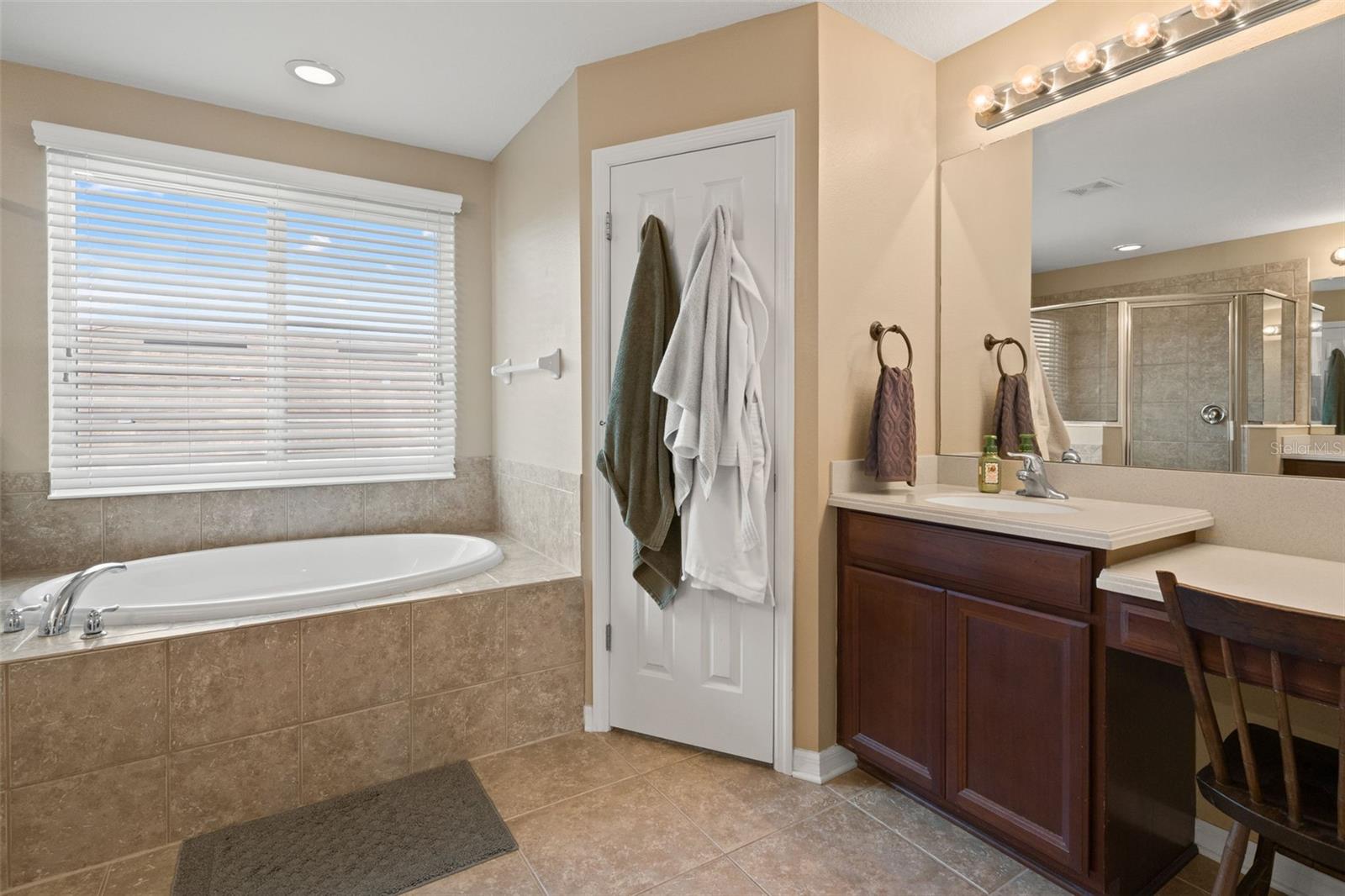 Image 26 of 53 For 7506 Forest Mere Drive
