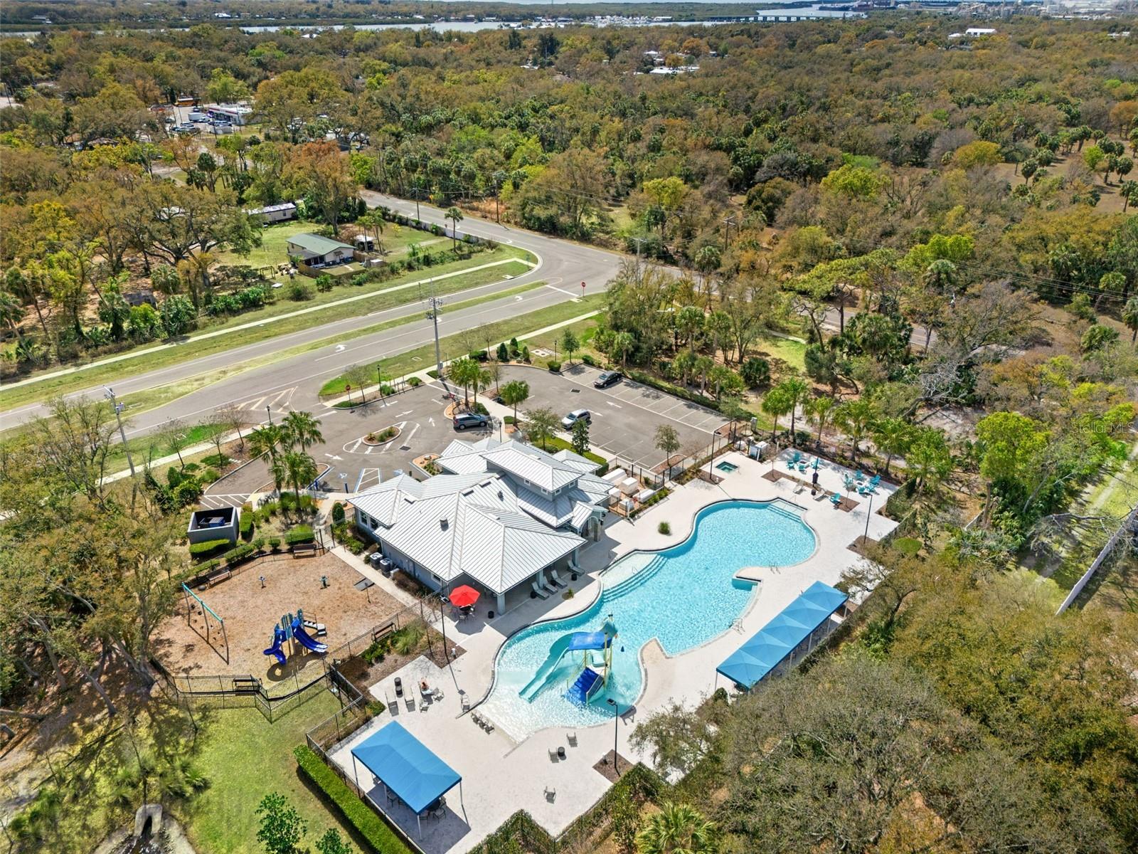 Image 46 of 53 For 7506 Forest Mere Drive