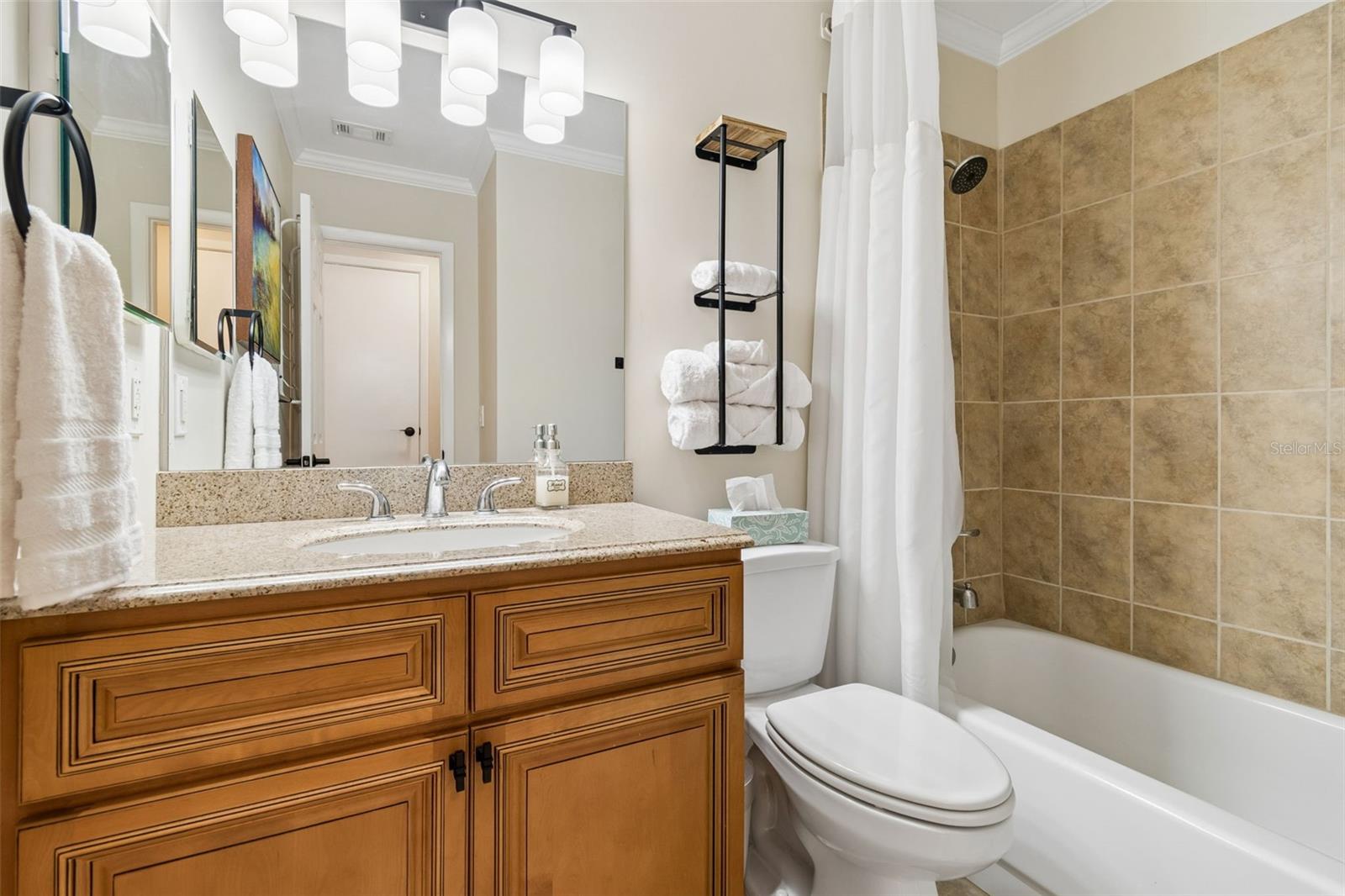 Image 29 of 61 For 1005 Highgrove Court