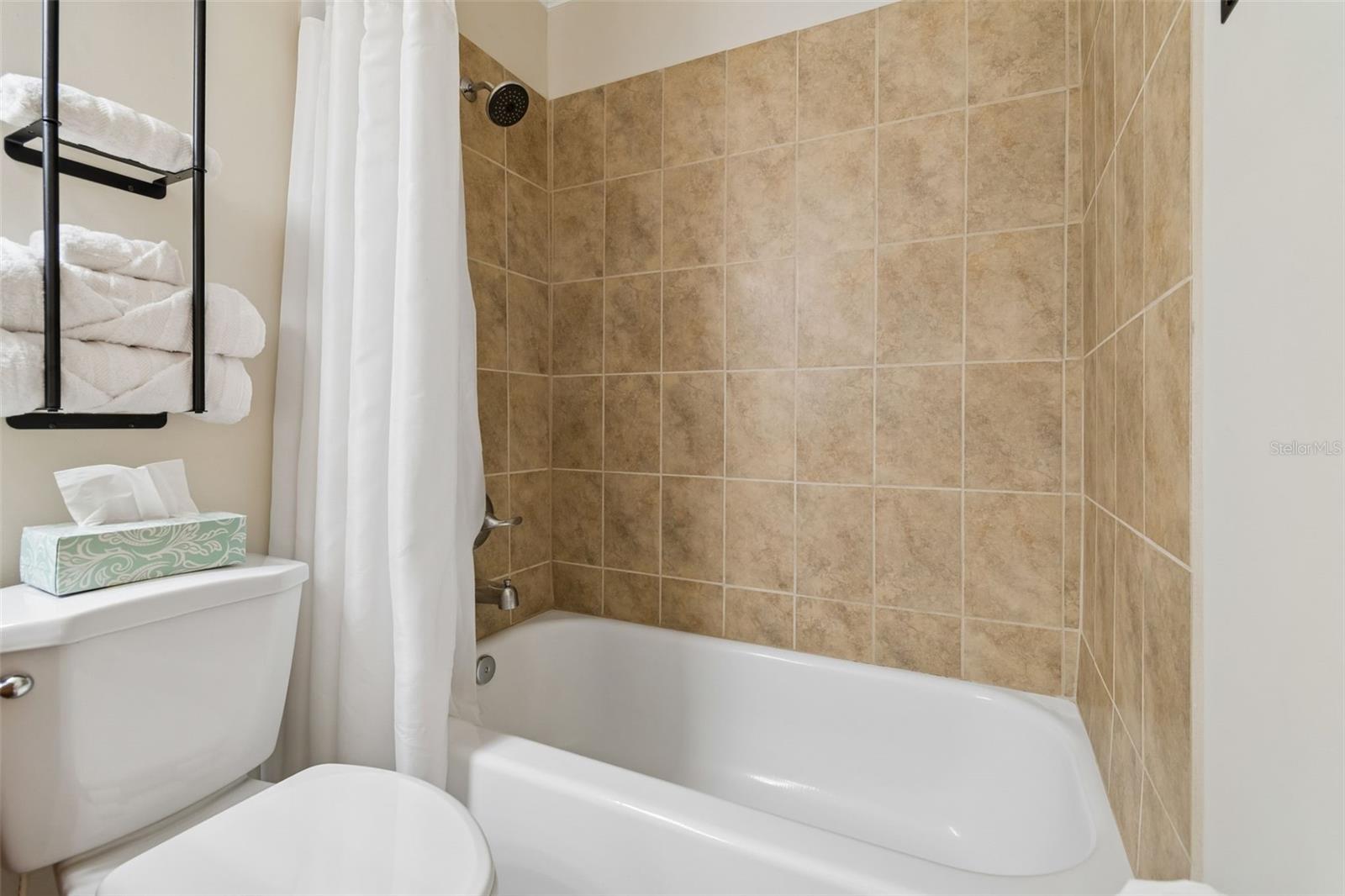 Image 30 of 61 For 1005 Highgrove Court