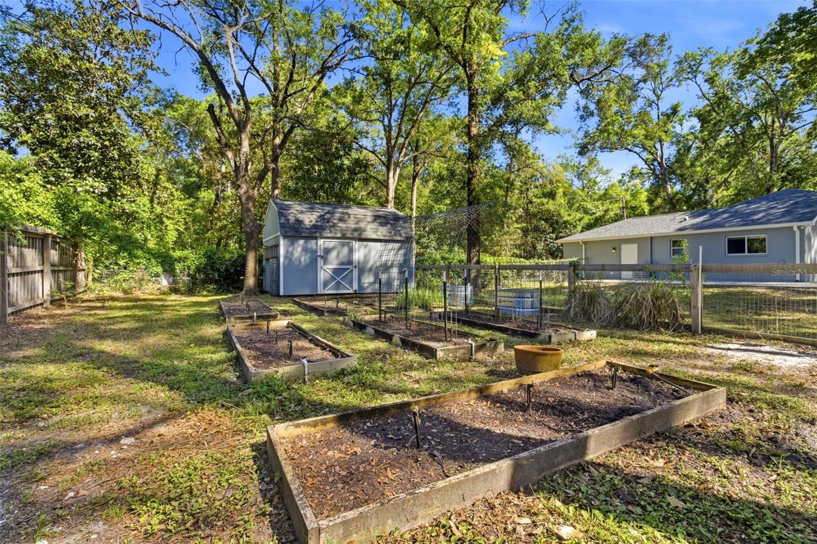 Image 33 of 53 For 315 Garfield Avenue