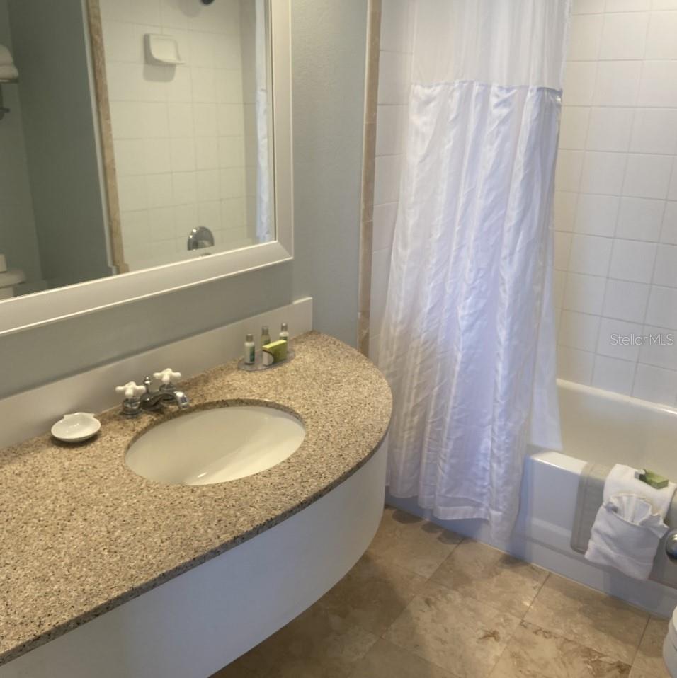 Image 10 of 52 For 5500 Gulf Boulevard 7213