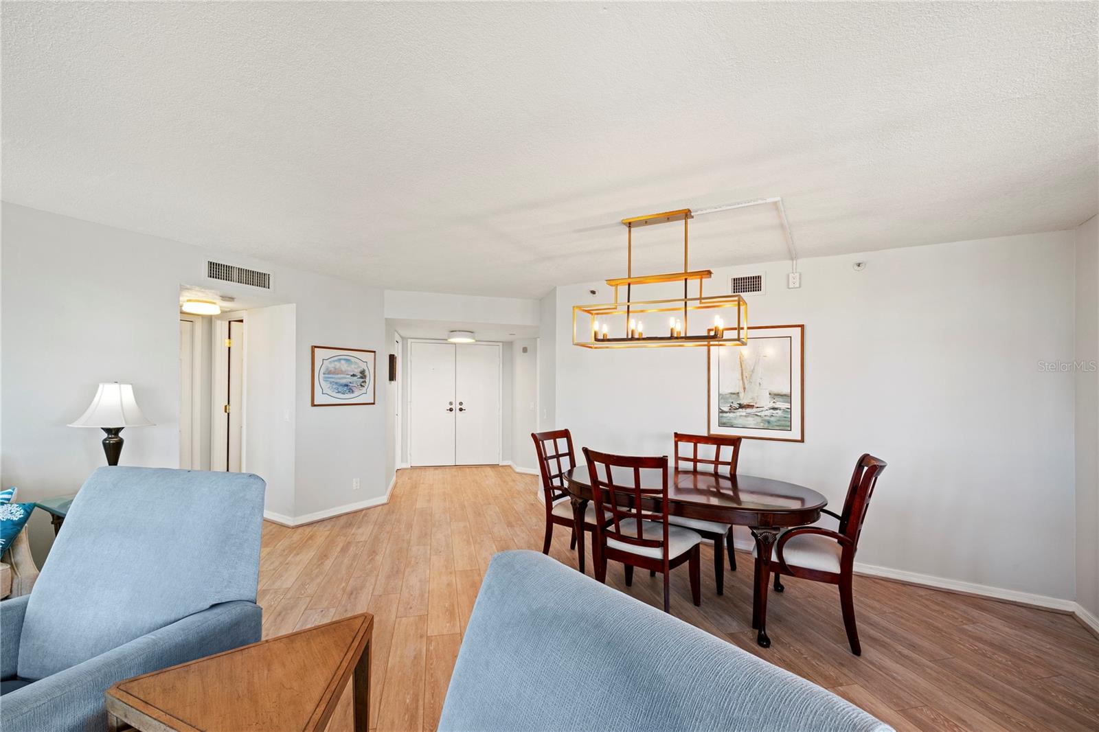 Image 32 of 79 For 6294 Bahia Del Mar Circle 904