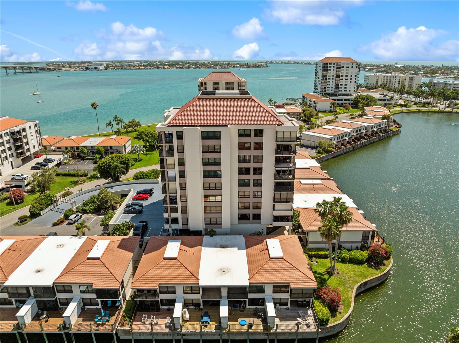 Image 62 of 79 For 6294 Bahia Del Mar Circle 904