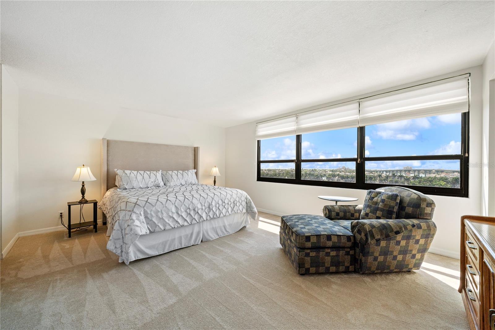 Image 7 of 79 For 6294 Bahia Del Mar Circle 904