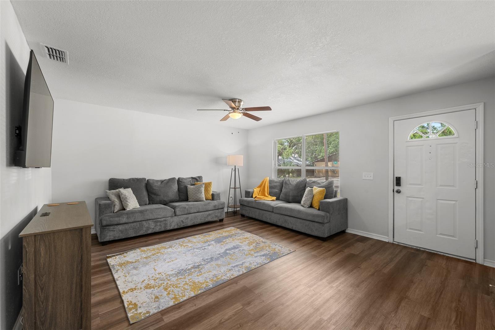 Image 12 of 42 For 8013 Alaska Street
