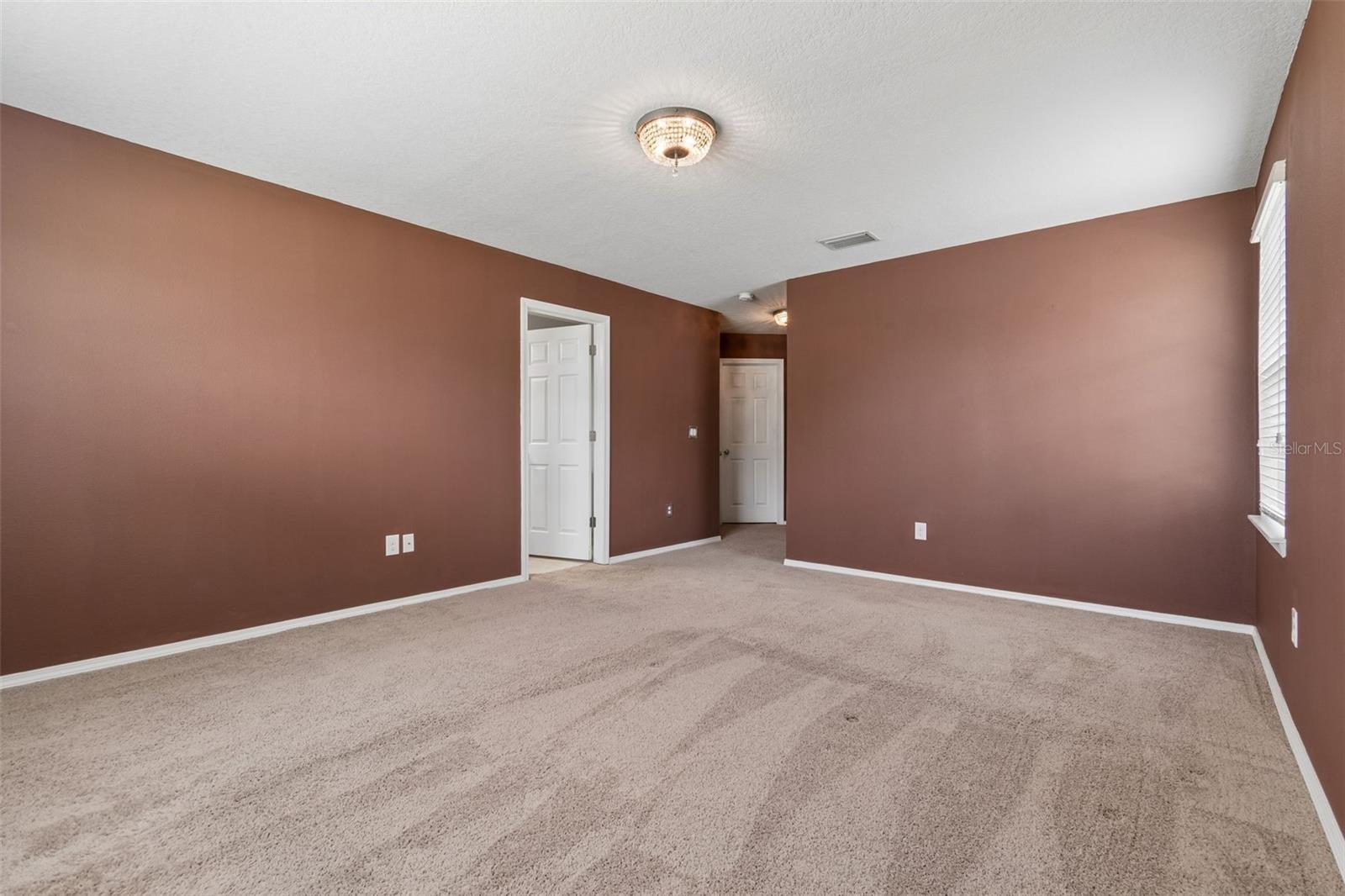Image 28 of 76 For 4768 White Sanderling Court