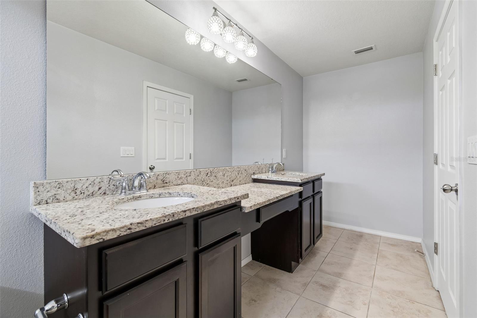 Image 34 of 76 For 4768 White Sanderling Court