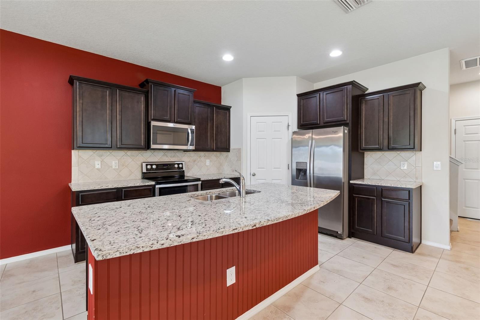 Image 6 of 76 For 4768 White Sanderling Court