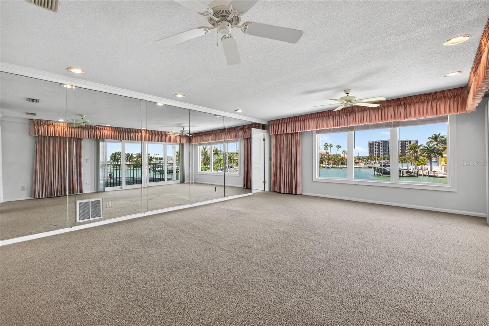 Image 13 of 30 For 3111 Wedgewood Drive