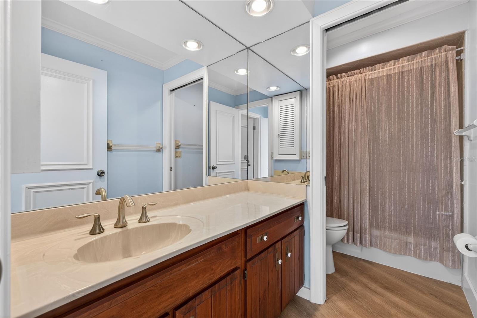 Image 22 of 30 For 3111 Wedgewood Drive