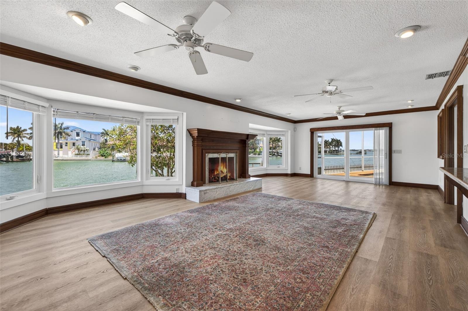 Image 4 of 30 For 3111 Wedgewood Drive