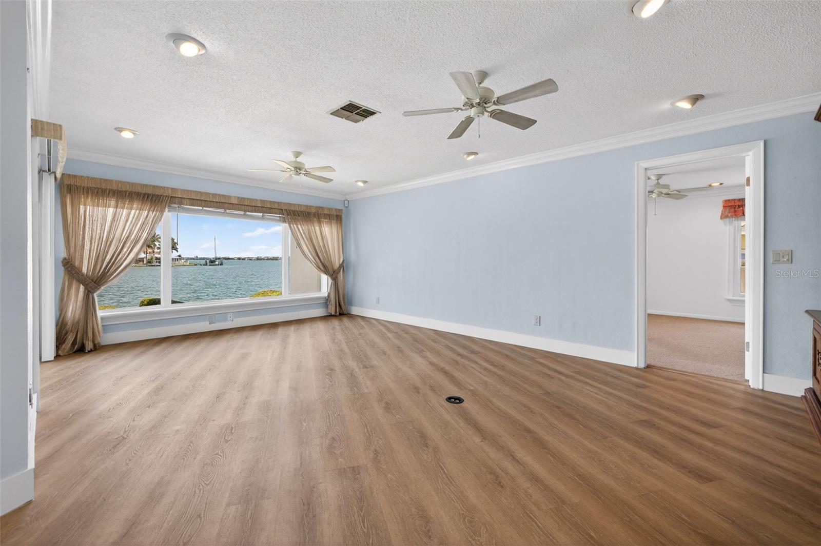 Image 7 of 30 For 3111 Wedgewood Drive