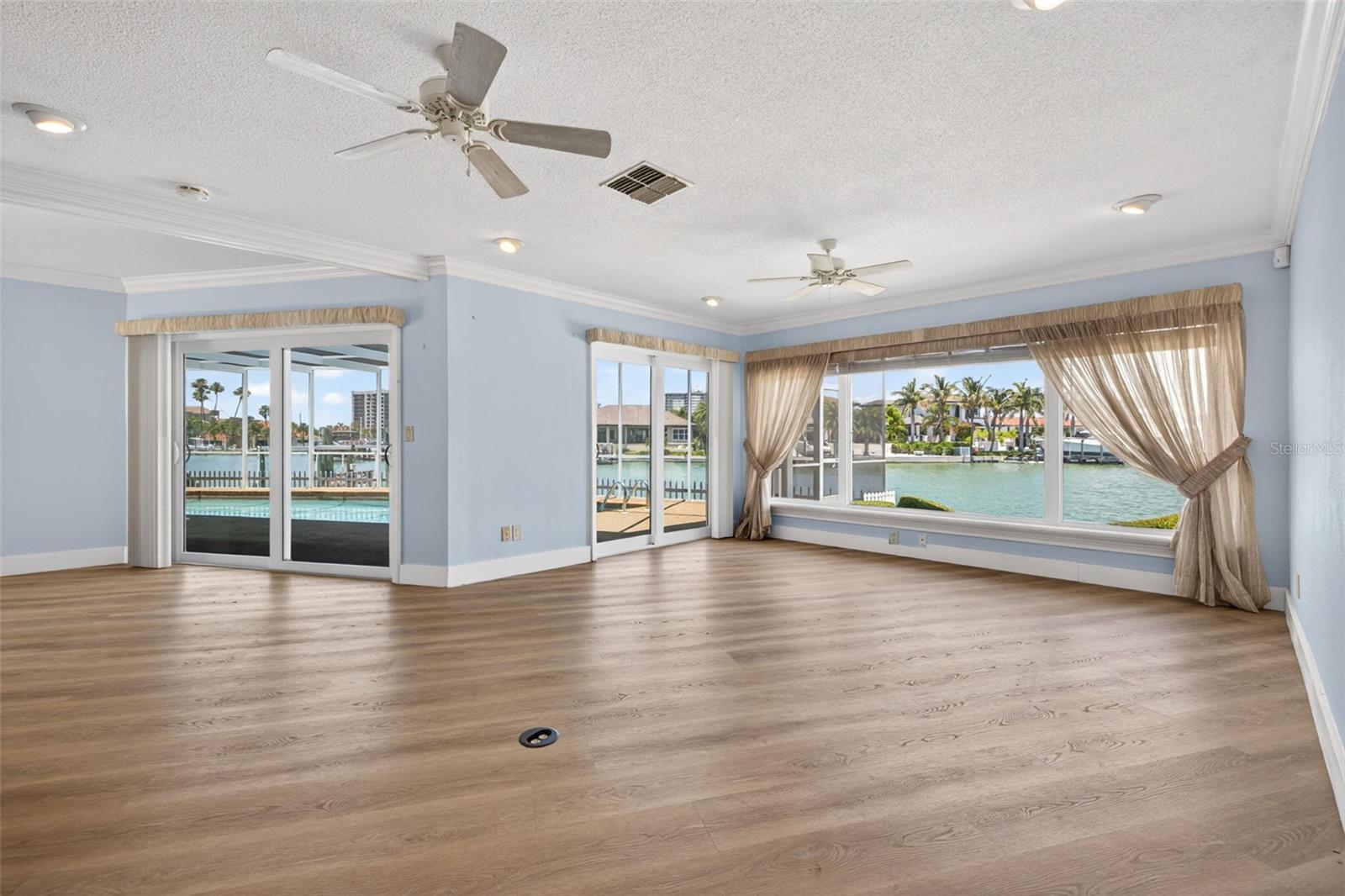 Image 8 of 30 For 3111 Wedgewood Drive