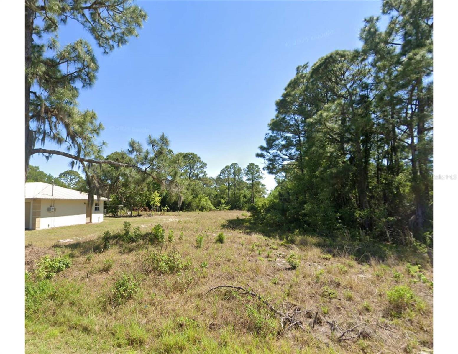 Image 2 of 4 For 217 Gloria Boulevard