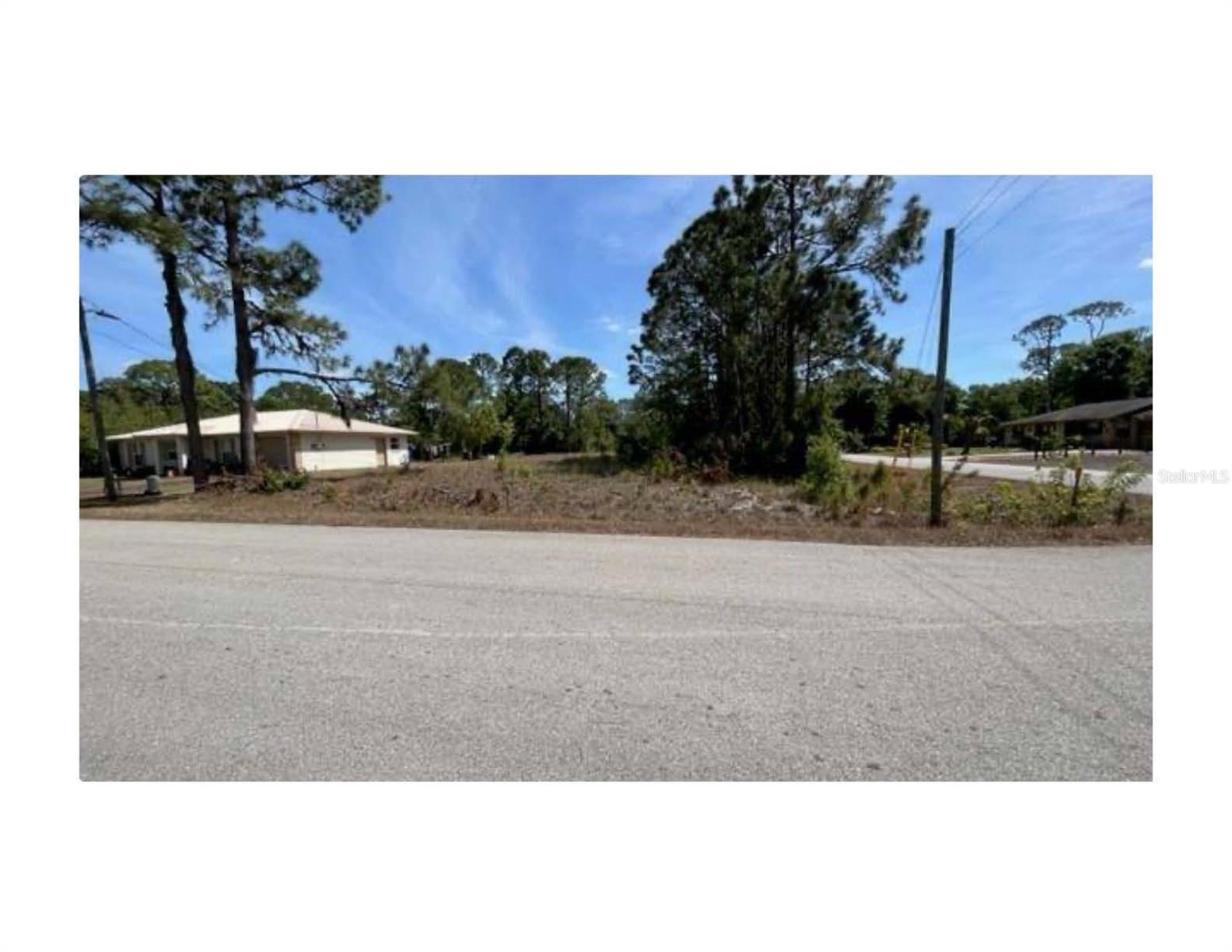 Image 4 of 4 For 217 Gloria Boulevard
