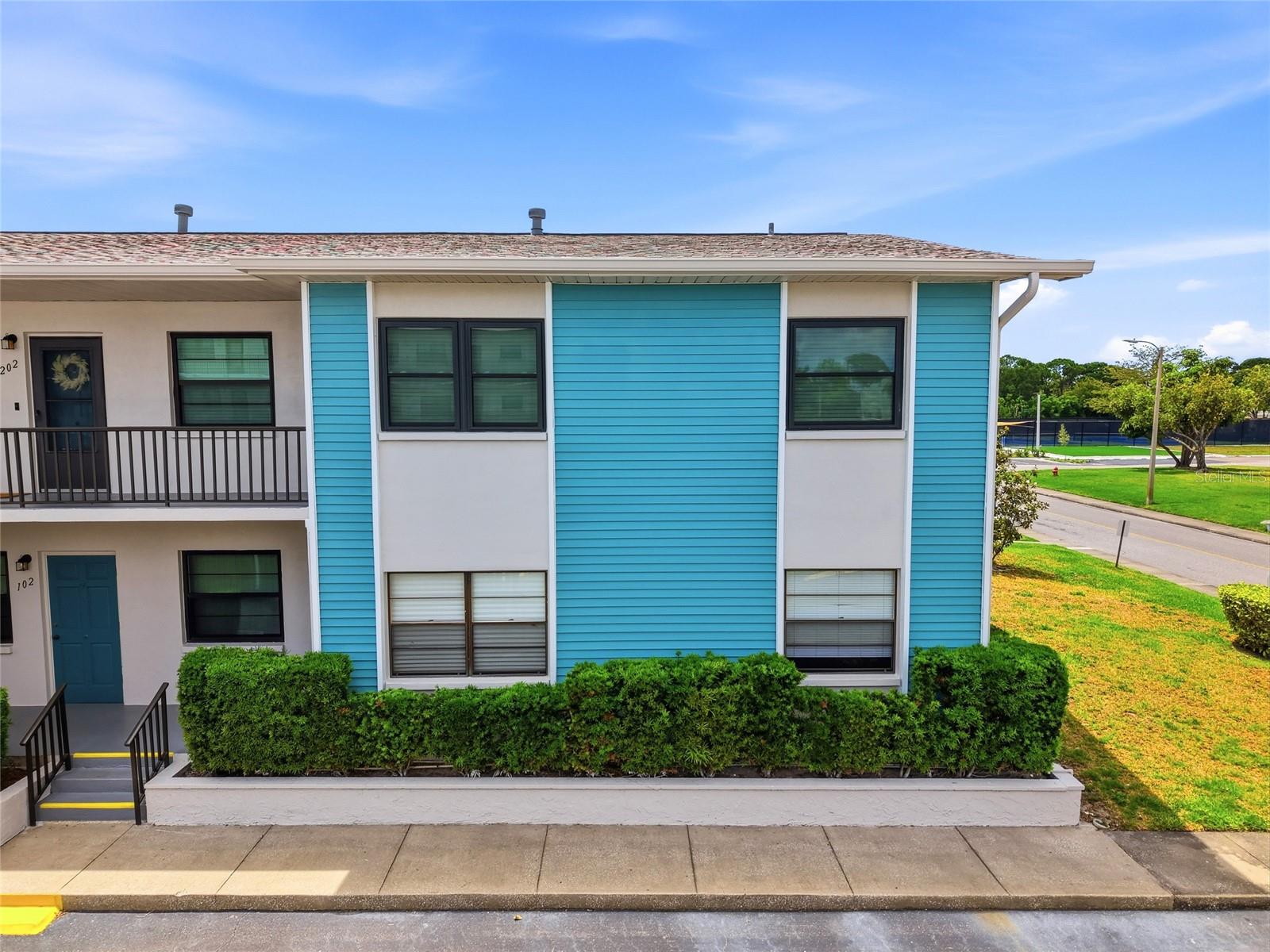 Image 4 of 58 For 5967 Terrace Park Drive N 201