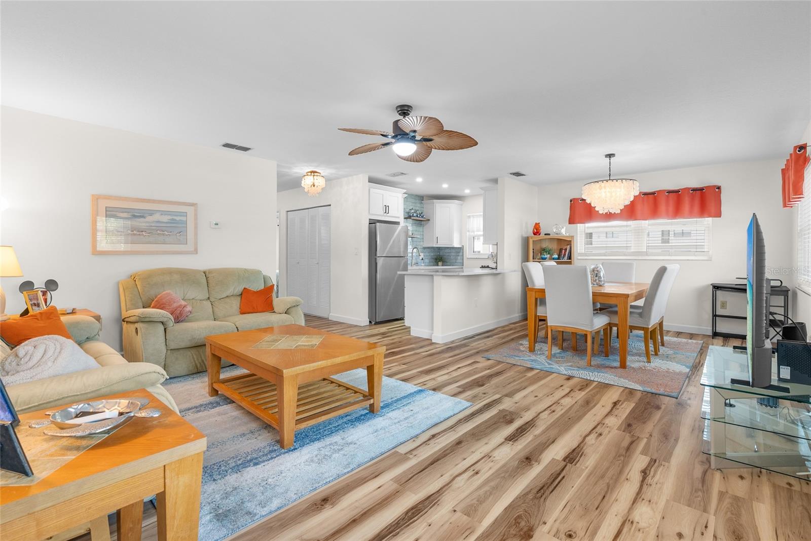 Image 6 of 58 For 5967 Terrace Park Drive N 201