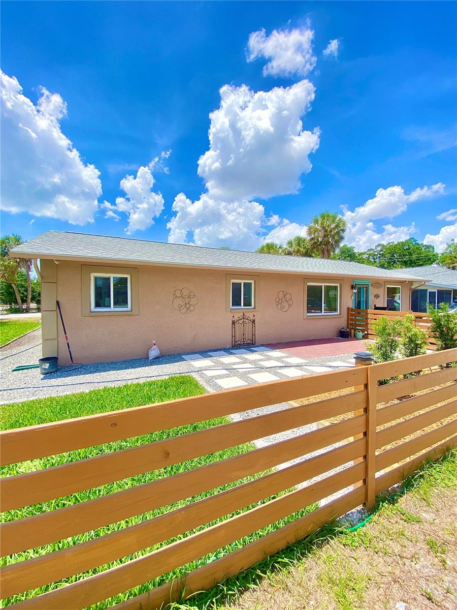 Details for 2501 18th Avenue S, ST PETERSBURG, FL 33712